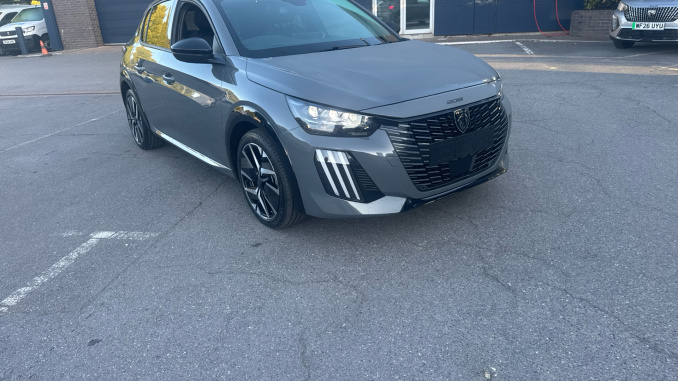 Peugeot 208 1.2 100 Turbo GT 5dr Petrol Hatchback - Image 30